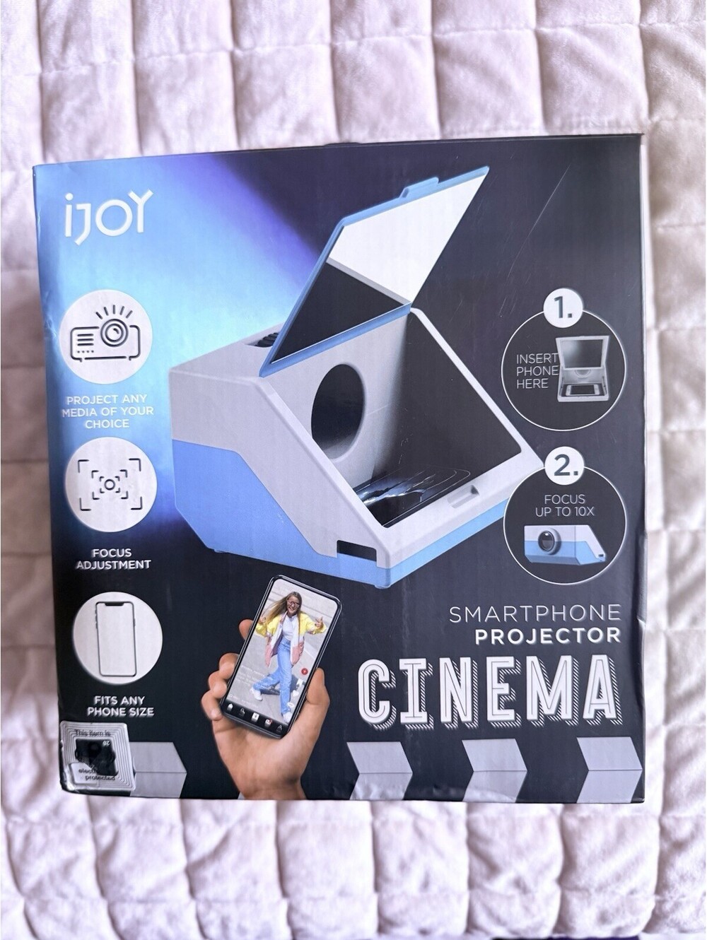 iJOY Smartphone Projector Cinema – New – Box Damage – Phone Screen Magnifier